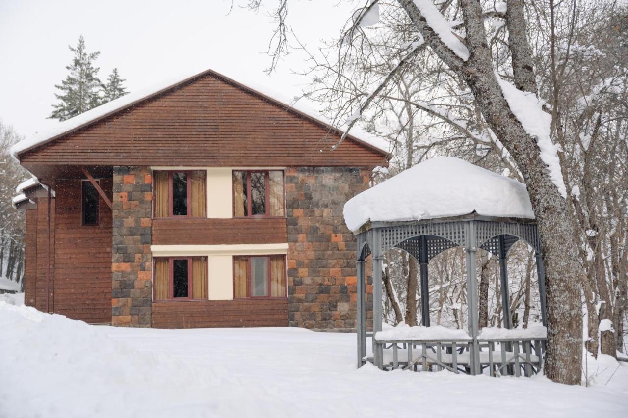 Apricot Aghveran Resort Exterior photo