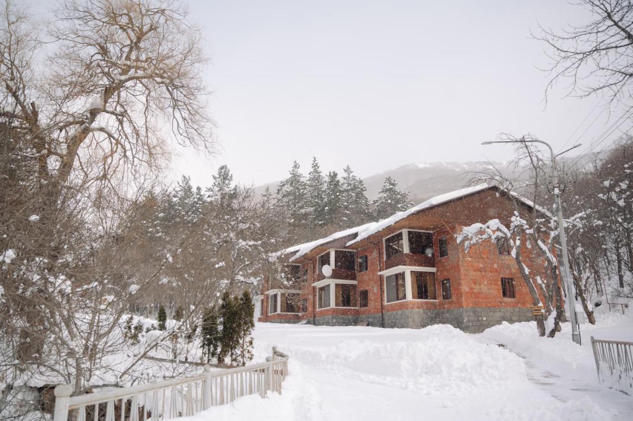 Apricot Aghveran Resort Exterior photo
