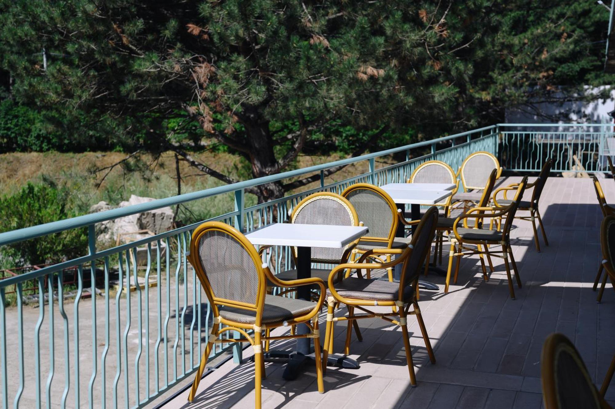 Apricot Aghveran Resort Exterior photo