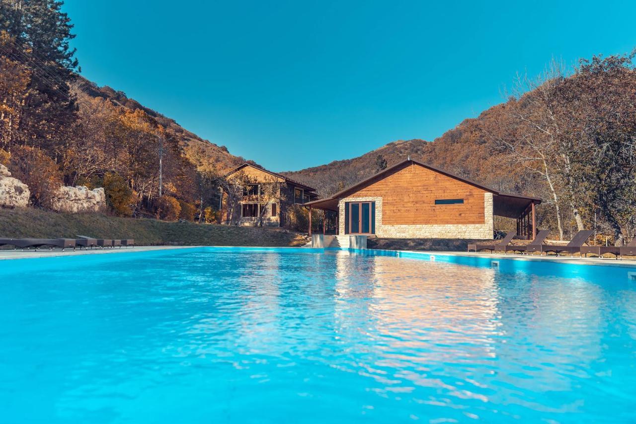Apricot Aghveran Resort Exterior photo
