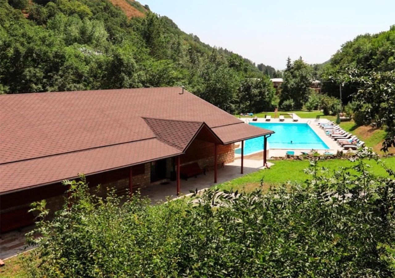 Apricot Aghveran Resort Exterior photo